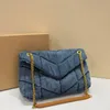 Loulou Washed Denim Cloud Sac Sacs à bandoulière Femmes Sacs à main de créateur Enveloppe Flap Chaîne Sac à bandoulière Bracelet en cuir véritable Fil à coudre Nouveaux fourre-tout