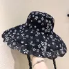Cappelli a tesa larga Cappellino laterale da spiaggia in paglia di pizzo da donna Cappello femminile floscio con frange solide Visiera parasole estiva Chapeu