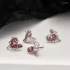 Orecchini a cerchio MLKENLY Cherry Blossom Powder Sweetheart Series Asimmetrico femminile S925 Sterling Silver Texture Sweet Cool Heart Earr