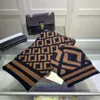 Luxury Designer Scarf Fashion Winter Warm Scarfs Classic Women Cashmere Wool Long Shawl Wrap Knicked Hat 2 Sets3625067