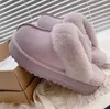 Aus 2022 Clásico nuevo patrón Zapatillas de suela gruesa Botas cálidas Mujeres Mini Media bota de nieve EE. UU. GS 585401 Invierno Piel completa Mullido peludo Satén Botines Botines zapatillas