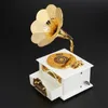 Decorative Objects Figurines Antique Wooden Music Box Metal Phonograph Hand Crank es Creative Classic Home Decor Christmas Birthday Gift L221108