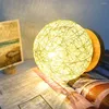 Lampes de table Sepak Takraw maison D￩coration de chambre ￠ coucher lampe de chevet cr￩ativit￩ Creative Light Dream Romantic LED Semballage Lumi￨res nocturnes