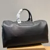 duffle pås designer bagage resor med hög kapacitet läder handväskor lyxiga axelväskor unisex yoga gym bagage 221029