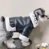 Abbigliamento per cani Giacca da motociclista in pelle Cappotto Abbigliamento per animali Addensare Vestiti Bulldog francese Moda Autunno Inverno Black Boy Mascotas 221109