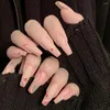 rosa disegni delle unghie alla francese