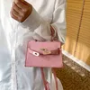 أكياس حقائب المرأة 2022 جديدة ملونة صلبة صغيرة صغيرة حبال واحدة الكتف واحد رسول محفظة محفظة