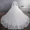 Prinsessan bröllopsklänningar spetsar hög krage långa ärmar applicerade kändis boll klänning brud klänningar muslimska vestido de noiva 328 328