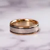 チャームカップルリング男性ステンレス鋼リングラインストーンジルコン女性結婚指輪リングセットバレンタインデージュエリー