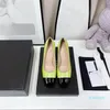 Отсуть обувь дизайнерские женщины Pary Fashion Patent Leather Woman Woman High Higels
