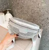 Sac à main poitrine sacs à main femmes 2022 été nouvelle chaîne personnalisée coloré plein diamant fronde unique épaule Messenger Sequin petit sac de taille