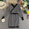 Designer 22FF Women Casual Dresses Classic Vintage Knit Dress Fashion Clothes Full Letter Luxurious Senior Long Sleeve 6tvn