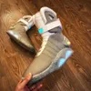 Hot Top Limited Sale Automatic Tomatic Laces Shoes Air Mag Sneakers Marty McFly ، قاد إلى التوهج المستقبلي في The Dark Gray Top McFlys Man Sports