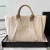 Le sac fourre-tout dame célèbre designer cool pratique grande capacité sacs à main à bandoulière bandoulière grand porte-monnaie carré décontracté c237B