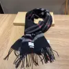 22ss Women Man Designer Scarf Fashion Brand 100% Cashmere Scarves for Winter Womens and Mens Long Wraps Size 180x30cm Christmas Gift
