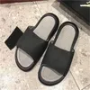 2022 HOT 6S SLIPPERS HOMENS LAZAY BASSASTEBLOBLE SANDALS SANDALS INFRARO DE BUGOS DE AR REFLEFRILITO BUNNY Tinker Black Cat UNC Men's Sneakers Designer G17195291