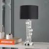 Lampy stołowe Designer Europejski kryształowy luksus lampa nocna sypialnia salon prosty nowoczesny styl