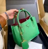 Bolso para mujer 7A Top Totes Bolso de hombro Bolsos de diseñador Crossbody Moda Triángulo invertido Bolsos clásicos Lady Purse255Z