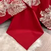 Ensemble de literie de luxe Style européen literie fleurs Art broderie 60S coton égyptien housse de couette drap de lit taies d'oreiller rouge pur mariage textile de maison