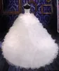 Luxuriöse Ballkleid-Hochzeitskleider mit Perlenstickerei, Prinzessinnenkleid, Korsett, herzförmiger Organza-Rüschen, Kathedralen-Schleppe, Brautkleider