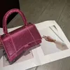 Women's Luxury Designer Handbag Fashion Trend Diamond Hourglass Bag Flash Hottie Handheld Diagonal Shoulder Bags Factory Low Price Direct Sales