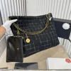 5A Designer Handbag Bag Luxury Italy v حقائب الكتف العلامة التجارية Women Crossbody Bags Derma مستحضرات التجميل Messager Wallet بواسطة العلامة التجارية W209 04