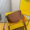 Shopping Bags Shoulder Saddle Designer British Style Handbags Crossbody Purses Amber Decoration Lady Messenger 220902
