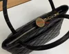 Vintage Original -Qualitätskaviar -Einkaufstaschen Luxusdesigner Metall Badge Griff Reißverschluss Handtaschen Frauen Kalb