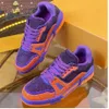 2022 pavone viola spessa scarpe vulcanizzate da uomo punta rotonda rivetto lucido stringate sneakers donna casual club scarpe da ginnastica scarpe unisex aasdaasdawsd