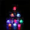Heminredning Elektroniklampa LED ICE CUBES L￤tt gl￶dande Flash Neon Halloween Liquid Activated Submersible Christmas Party Magic Block F￤rgglad i vatten 12 st mycket