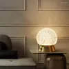 Tafellampen LED Crystal Lamp Home Slaapkamer Licht Luxe Bedside Bedide USB -lading Desktop Decoratie Projectie Romantische nachtlichten