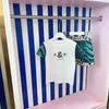 ハイエンドの子供の夏の服の女の子の綿の丸い首Tシャツヒョウ柄のデザインスカート2ピースパーティードレス