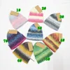 1pcs kış adam moda siyah beanie kadın kafatası kapsr sıcak şapka Noel hediyesi erkekler rahat seatntyembroidered rüzgar şapkaları unisex dokuma lable renk kapakları 8dolor