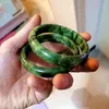 Charme pulseiras bangle natural verde jades pulseiras mão esculpida esmeralda jade pulseira mulheres boutique cura jóias namorada mãe sorte amuleto presentes