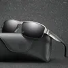 Gafas de sol de lujo polarizadas Unisex conducción pesca diseñador gafas de sol hombres mujeres Retro montar al aire libre Soprts gafas
