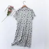 Vêtements de nuit pour femmes 2022 Summer Femme Casual Cartoon Sleep Robe Dames Coton doux Chemise de nuit Femmes Manches courtes Plus Taille Robes de maison en vrac