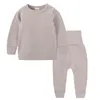 Ensembles de vêtements Automne 2pcs. Vêtements de nuit pour enfants, ensemble pyjama en coton de couleur Pure, costume corps pour bébé, 221110