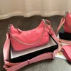 Ny mode nylonkvinnas män designers väskor lady crossbody tote hobo axel purses handväskor väska plånbok 3 bit set rosa vit röd