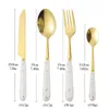 Set di stoviglie Manico in ceramica Set di posate dorate Coltello Cucchiaino Forchetta da dessert Stoviglie Cucina Acciaio inossidabile Occidentale