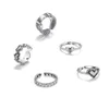 Punk Love Heart Ring Conjunto 5pcs Personalidade Temperamento Zircão Silver Color Rings geométricos para mulheres jóias góticas de moda