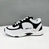 Designer kalvskinn casual skor reflekterande sneakers vintage mocka läder tränare mode skor fritid sko plattform snörning kvinnor män sneaker med låda storlek 35-46