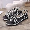 Sandals 2022 Summer Large Round Head Flat Heel Hollowed Out Cloth Back Casual Barefoot Low Fashion