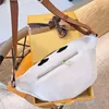 المرأة الغامضة bum bag حقيبة يد الشتاء تيدي تيدي حقيبة مصمم أكياس صدر الصدر crossbody فاني حزمة المحافظ