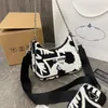 Diseñador de lujo Handbag Nylon Messenger Bag Classic Traje de tres piezas Damas de la parte superior del hombro Fashion Fashion Star Retro