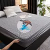 Bedding sets Waterproof Bed Sheet Mattress Pad Protector Cover Breathable Noiseless Quilting Process Thicken Solid Color Modern Style 221110