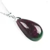 Pendanthalsband 33x22x11mm Kvinnor Mens halsband Charm Suspension Guine Red Zoisite Natural Stone