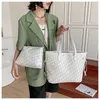 Luxe Designer Grote capaciteit tas vrouwen nieuwe mode canvas shopping sling enkele schouder geborduurde draagbare Tote Bag Outlet SaleO4S8