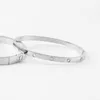 4 mm hochwertiges Designer -Design Armreifen Edelstahl Diamantarmband Mode Schmuck Männer- und Frauenarmbänder