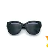Novo design de moda homens e mulheres óculos de sol M95 quadro de olho de gato popular e simples estilo versátil de proteção de proteção UV400 ao ar livre