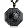 Anhänger Halsketten Natürliche schwarze Obsidian Halskette Handgeschnitzte chinesische Taiji BaGua Lucky Amulett Kostenloser Modeschmuck